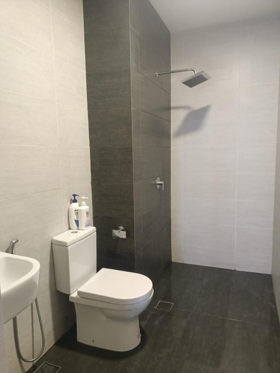 Apartamento de 69 m2 com 2 quarto Kota Bharu Quarto foto